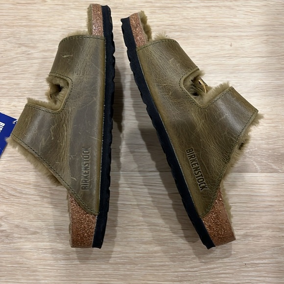 BIRKENSTOCK Arizona Big Buckle Genuine Shearling Lined Sandal - Picture 3 of 6